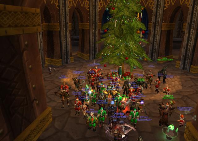 Downfall Yule Pictures 2008: May you all find Peace and Joy...and kill Horde, as many as possible. 